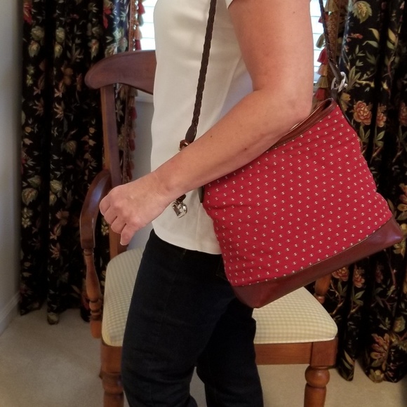 Brighton Tapesstry Red Fabric & Brown Leather Shoulder Bag - Picture 3 of 8